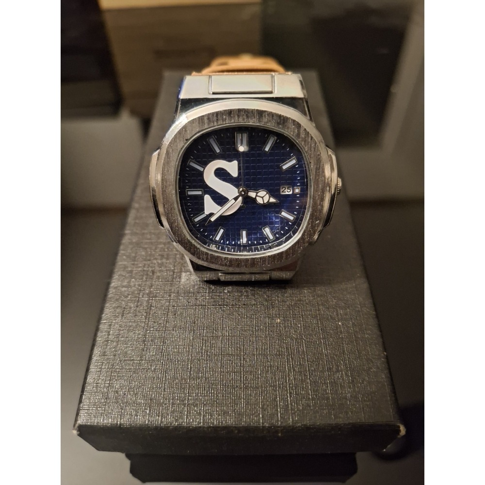 Shabazz Nautilus Mens Quartz Watch